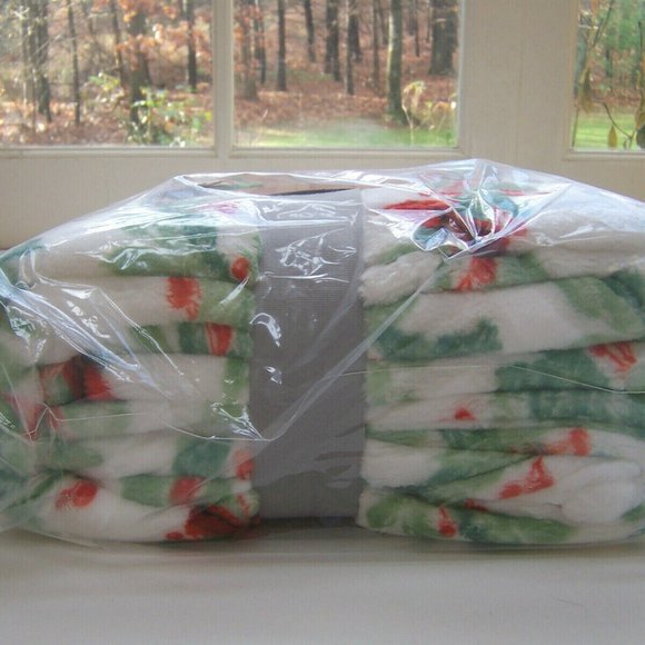 Berkshire Blanket & Home Co. Holiday Throw Blanket - Picture 3 of 6